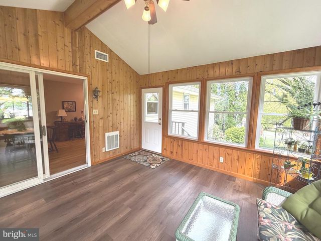 419 HILLTOP CIR, Elizabethtown, PA 17022