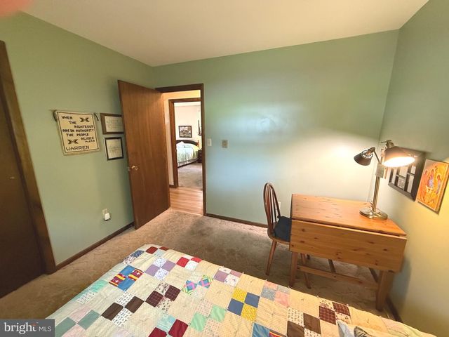 419 HILLTOP CIR, Elizabethtown, PA 17022
