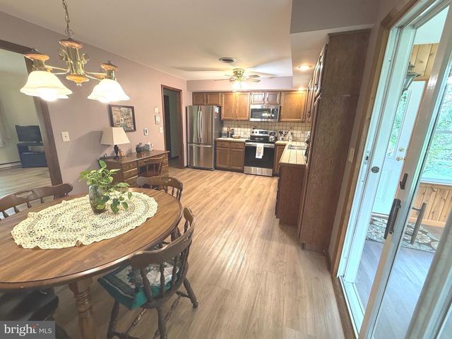419 HILLTOP CIR, Elizabethtown, PA 17022