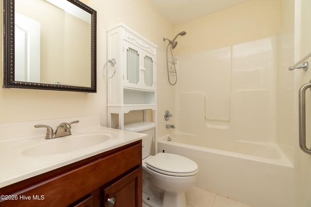 573 Snowden Road, Moyock, NC 27958