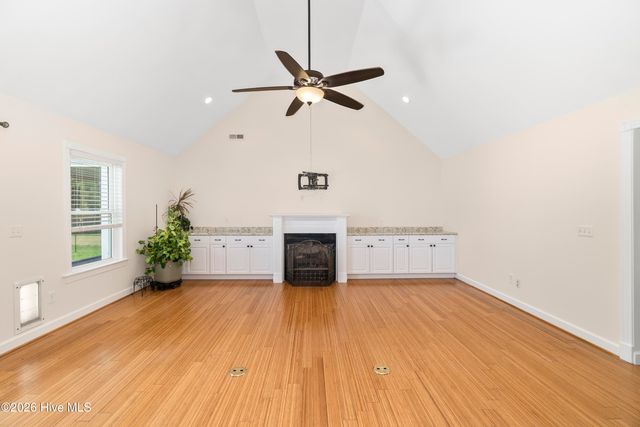 573 Snowden Road, Moyock, NC 27958