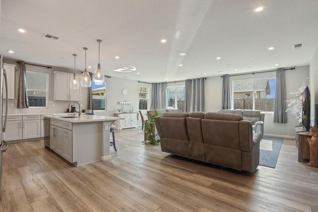 10908 Monomoy Way, Stockton, CA 95219