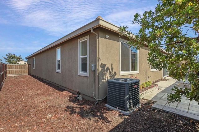 10908 Monomoy Way, Stockton, CA 95219