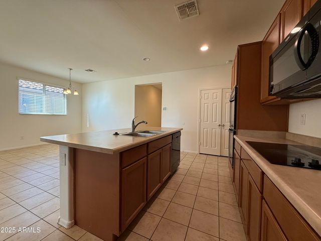 15811 W BANFF Lane, Surprise, AZ 85379