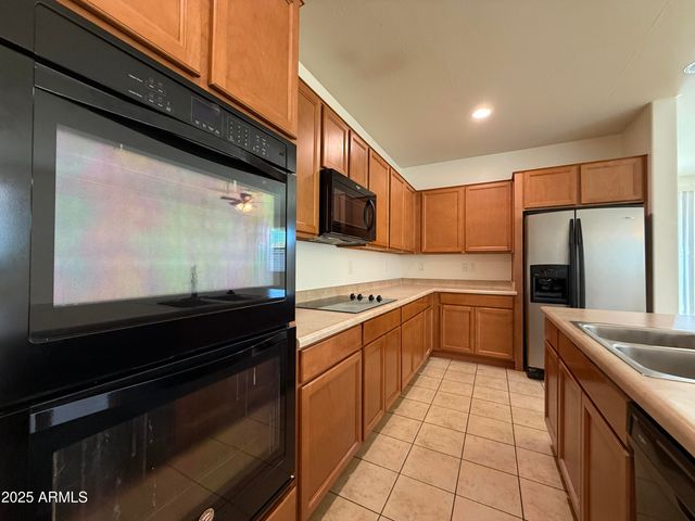 15811 W BANFF Lane, Surprise, AZ 85379