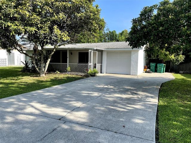 210 WALNUT AVENUE NW, Port Charlotte, FL 33952