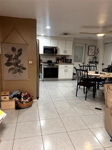 210 WALNUT AVENUE NW, Port Charlotte, FL 33952