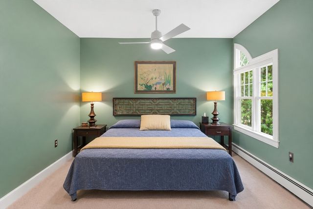 18 Village Green Ln, Holden, MA 01520