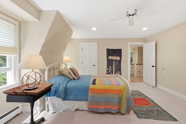 18 Village Green Ln, Holden, MA 01520