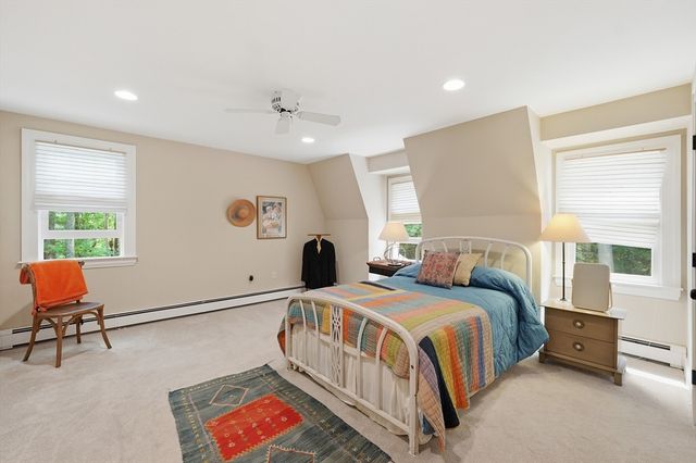 18 Village Green Ln, Holden, MA 01520