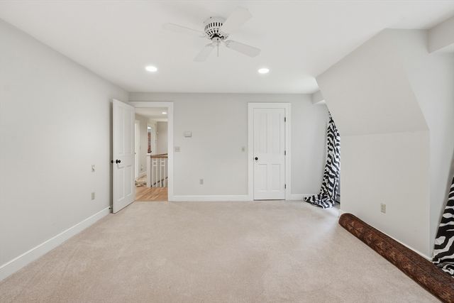 18 Village Green Ln, Holden, MA 01520