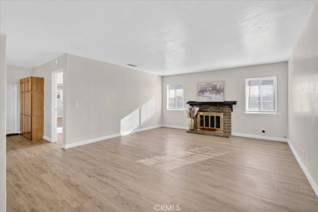 10401 Victor, Hesperia, CA 92345
