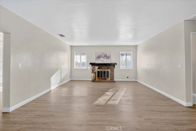 10401 Victor, Hesperia, CA 92345