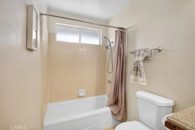 10401 Victor, Hesperia, CA 92345
