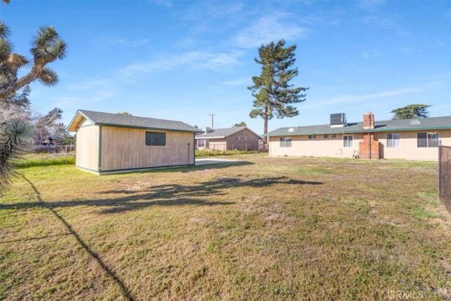 10401 Victor, Hesperia, CA 92345