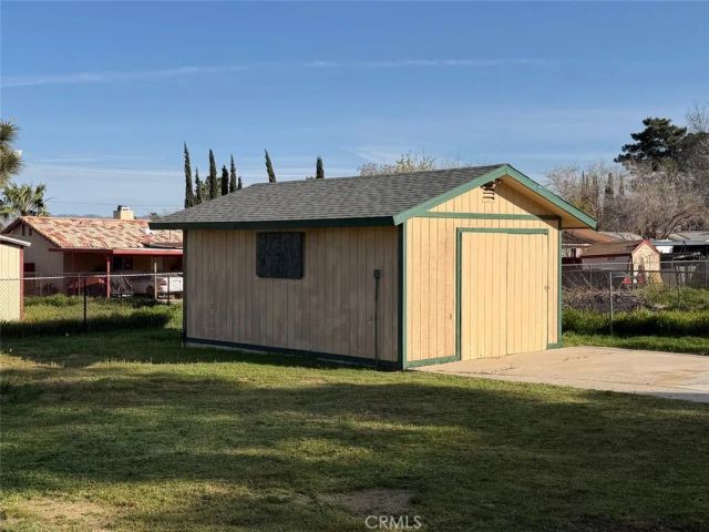 10401 Victor, Hesperia, CA 92345