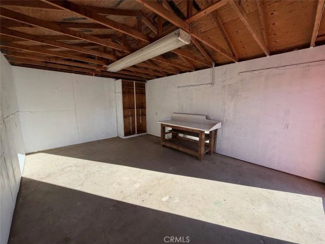 10401 Victor, Hesperia, CA 92345