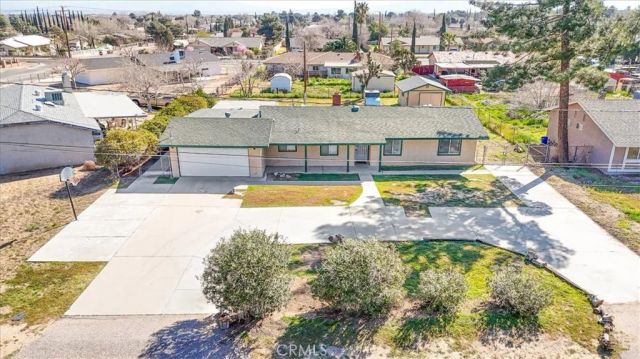 10401 Victor, Hesperia, CA 92345