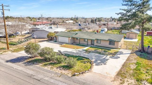 10401 Victor, Hesperia, CA 92345