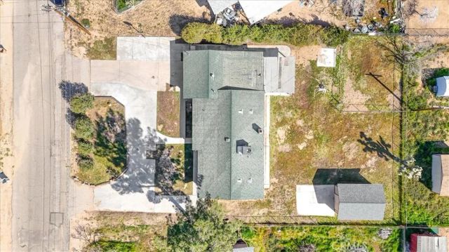 10401 Victor, Hesperia, CA 92345