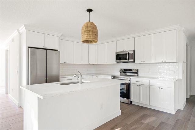 5910 24th Street, Vero Beach, FL 32966