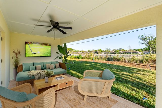 5910 24th Street, Vero Beach, FL 32966