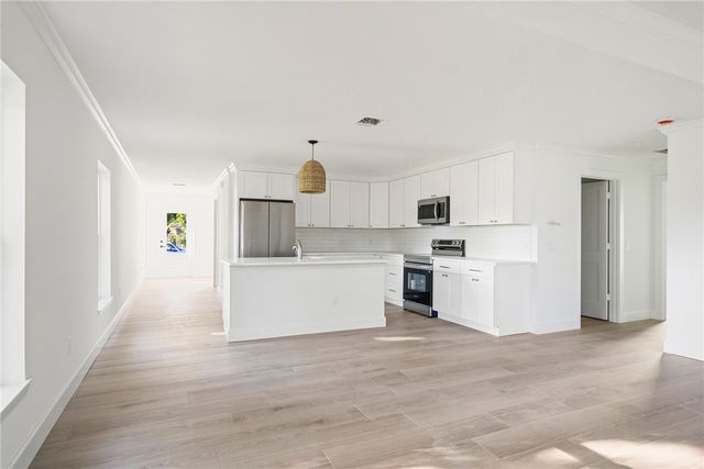 5910 24th Street, Vero Beach, FL 32966