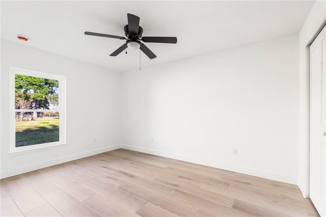 5910 24th Street, Vero Beach, FL 32966