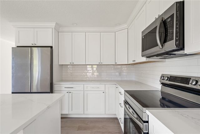 5910 24th Street, Vero Beach, FL 32966