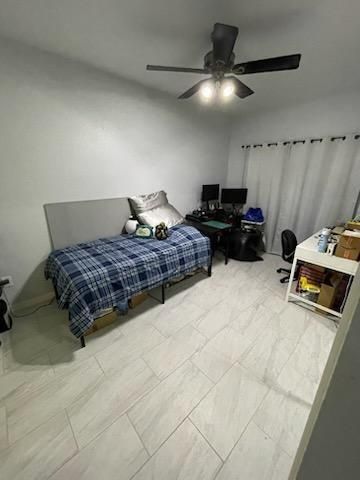 806 W 24th ST 116, Austin, TX 78705