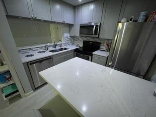 806 W 24th ST 116, Austin, TX 78705