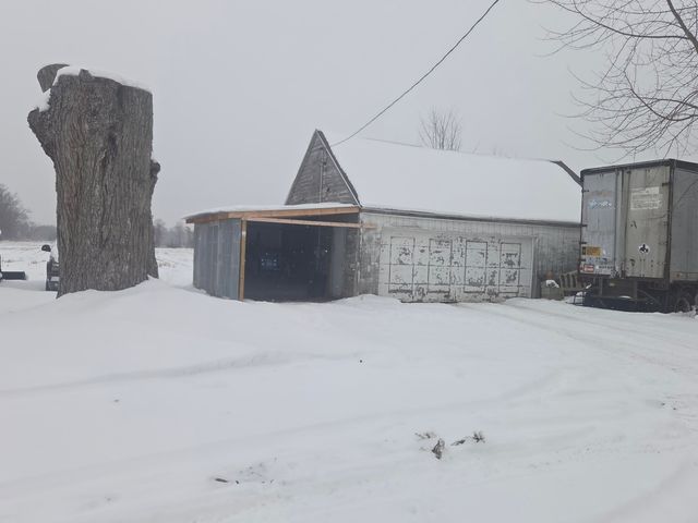 13774 S Maple Island Road, Twin Lake, MI 49457