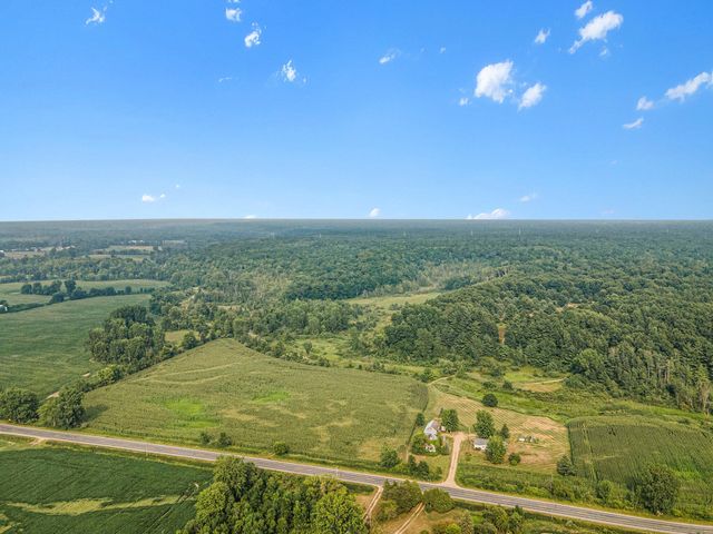 13774 S Maple Island Road, Twin Lake, MI 49457