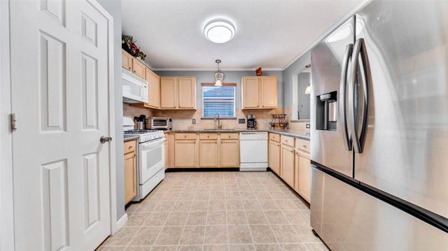 19515 Buckland Park Drive, Katy, TX 77449