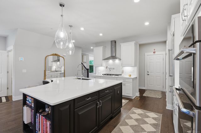 381 Strawberry Drive, Rochester Hills, MI 48307