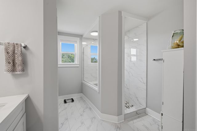 381 Strawberry Drive, Rochester Hills, MI 48307