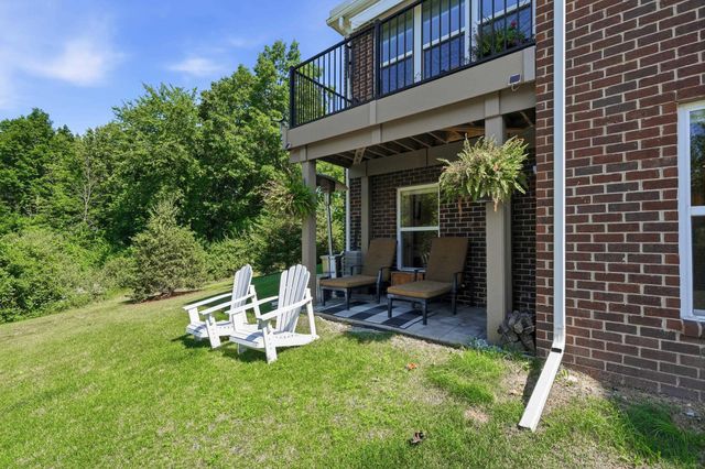 381 Strawberry Drive, Rochester Hills, MI 48307