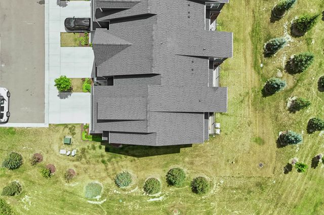 381 Strawberry Drive, Rochester Hills, MI 48307