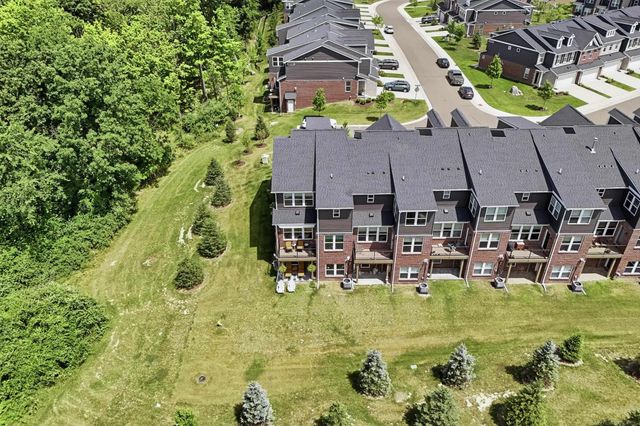 381 Strawberry Drive, Rochester Hills, MI 48307