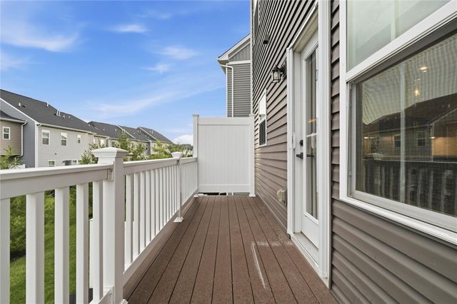 4006 Crown Dr, South Park, PA 15129