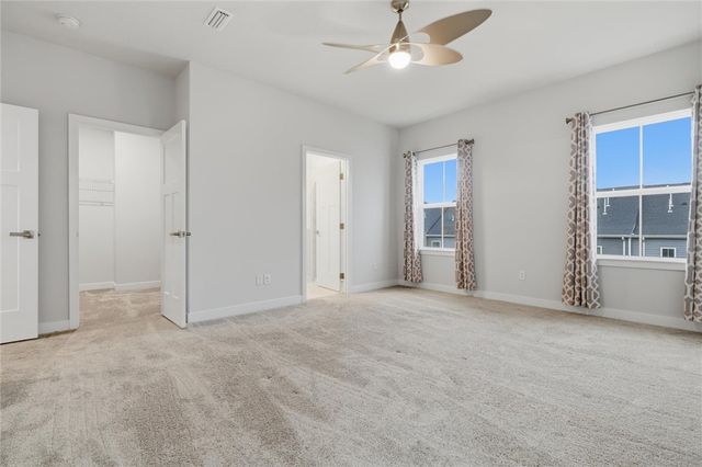 4006 Crown Dr, South Park, PA 15129