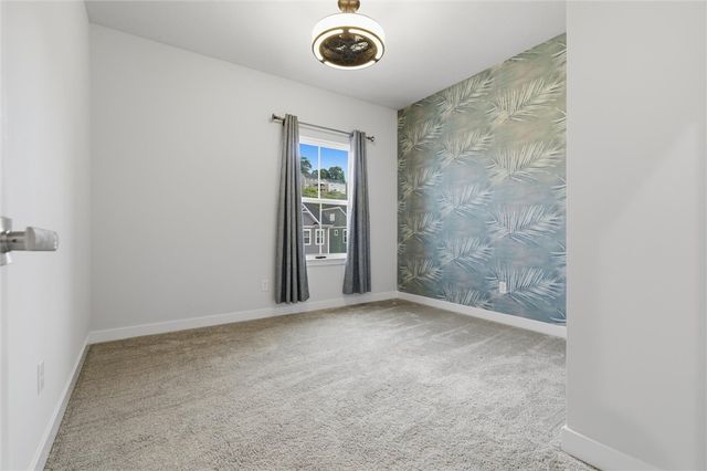 4006 Crown Dr, South Park, PA 15129
