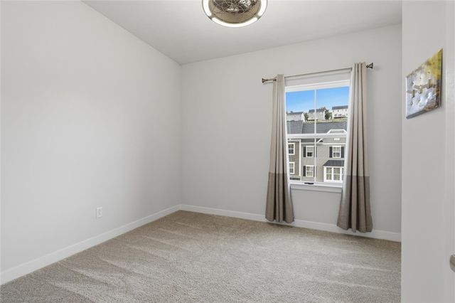 4006 Crown Dr, South Park, PA 15129
