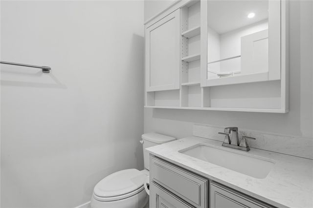 4006 Crown Dr, South Park, PA 15129