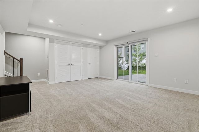 4006 Crown Dr, South Park, PA 15129