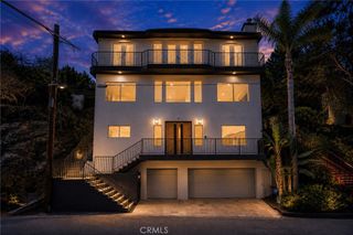 2927 Park Center, Los Angeles, CA 90068