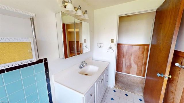 2008 Conner RD, Hampton, VA 23663