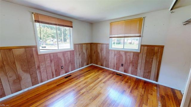 2008 Conner RD, Hampton, VA 23663