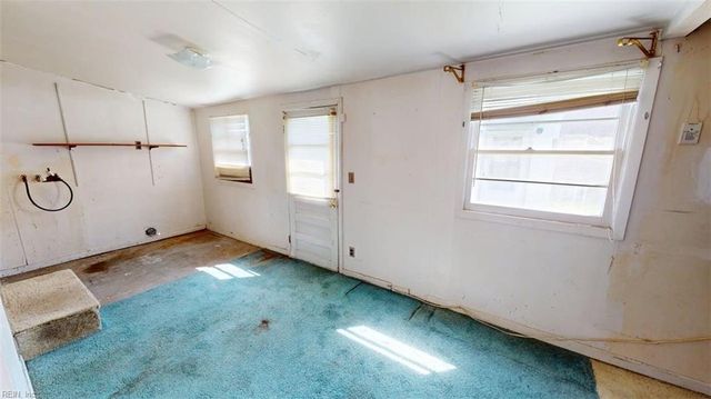 2008 Conner RD, Hampton, VA 23663