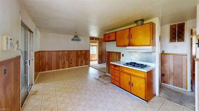 2008 Conner RD, Hampton, VA 23663